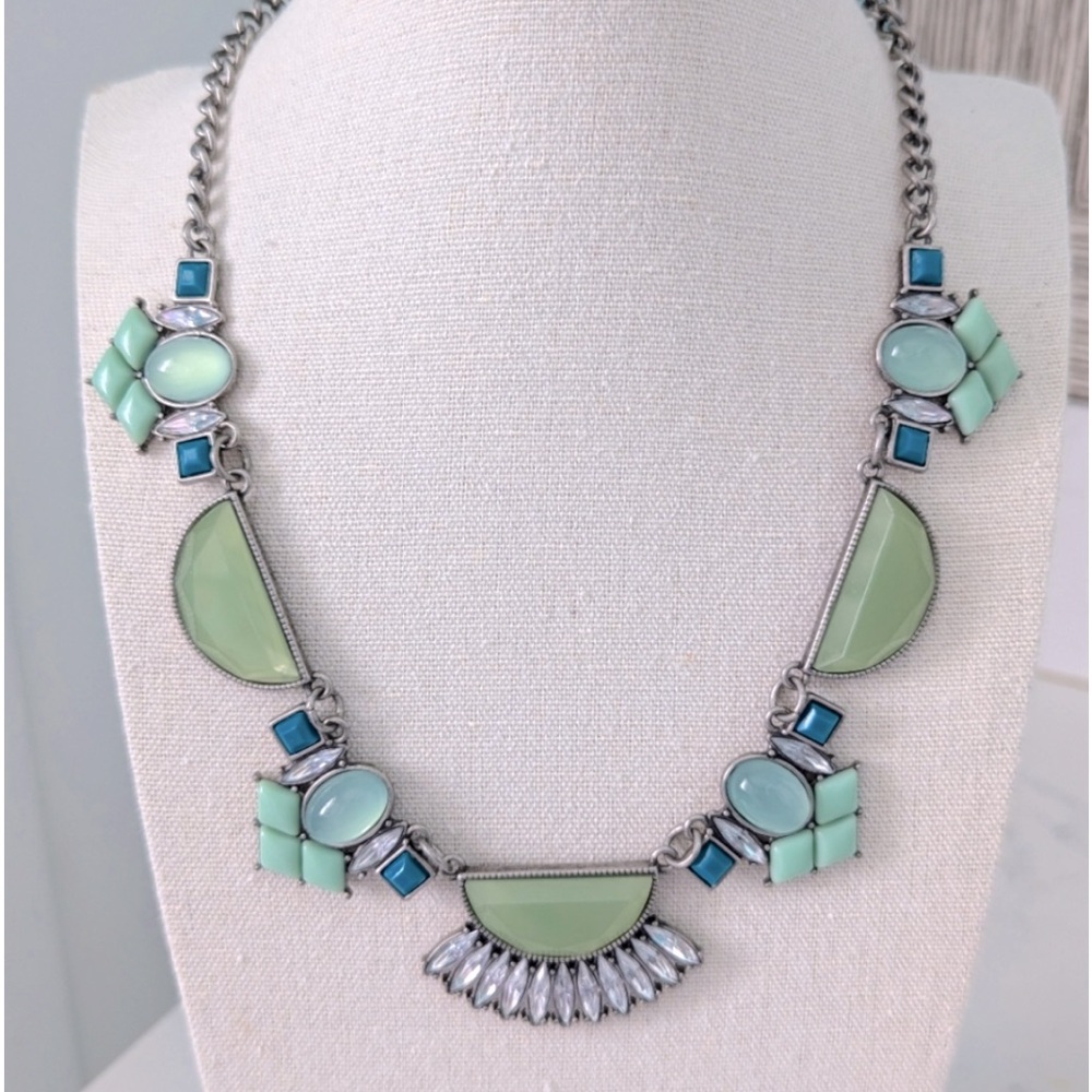 RARE Lia Sophia Glacial Blue and Silver, Crystal Rhinestone Collar Bib Necklace - Picture 10 of 12